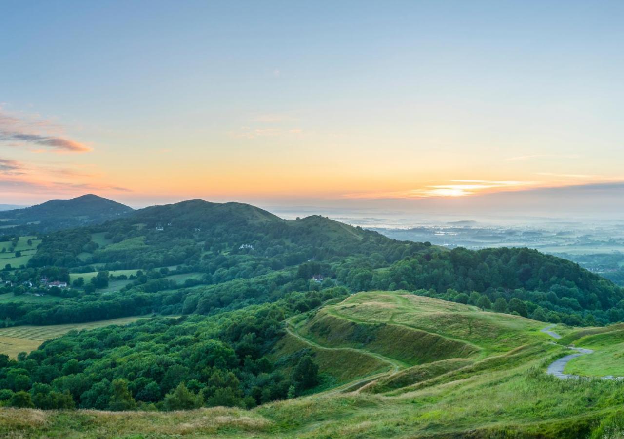 Malvern Hills Rosa Rambler Suite Грейт-Малверн Экстерьер фото